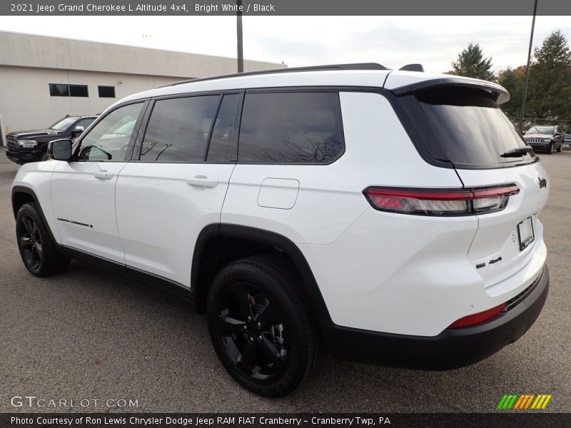 Bright White / Black 2021 Jeep Grand Cherokee L Altitude 4x4