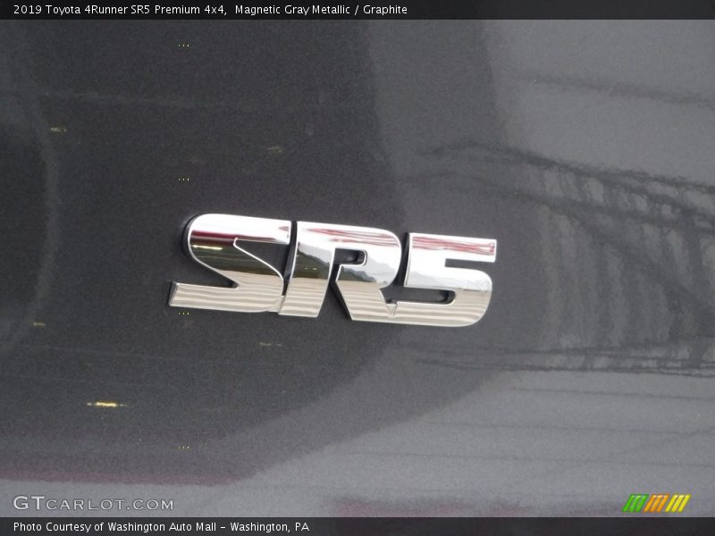 Magnetic Gray Metallic / Graphite 2019 Toyota 4Runner SR5 Premium 4x4