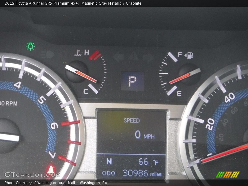 Magnetic Gray Metallic / Graphite 2019 Toyota 4Runner SR5 Premium 4x4