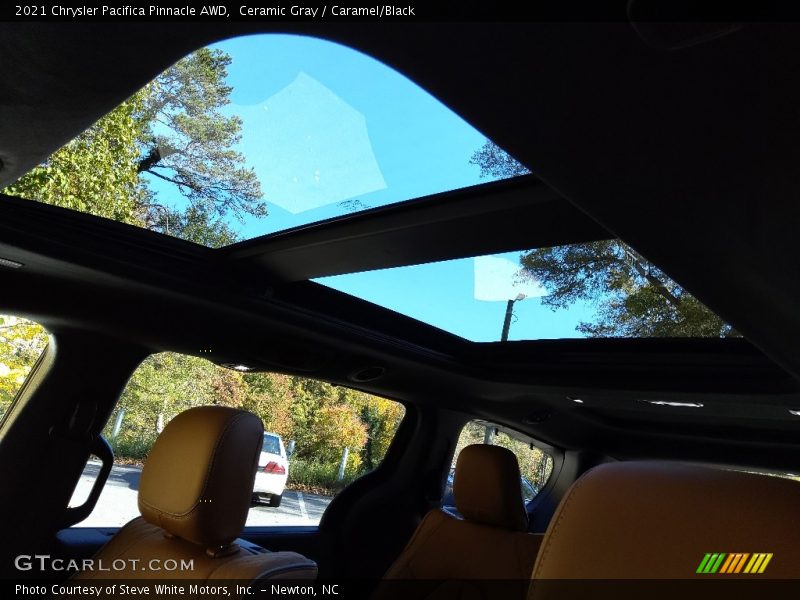 Sunroof of 2021 Pacifica Pinnacle AWD