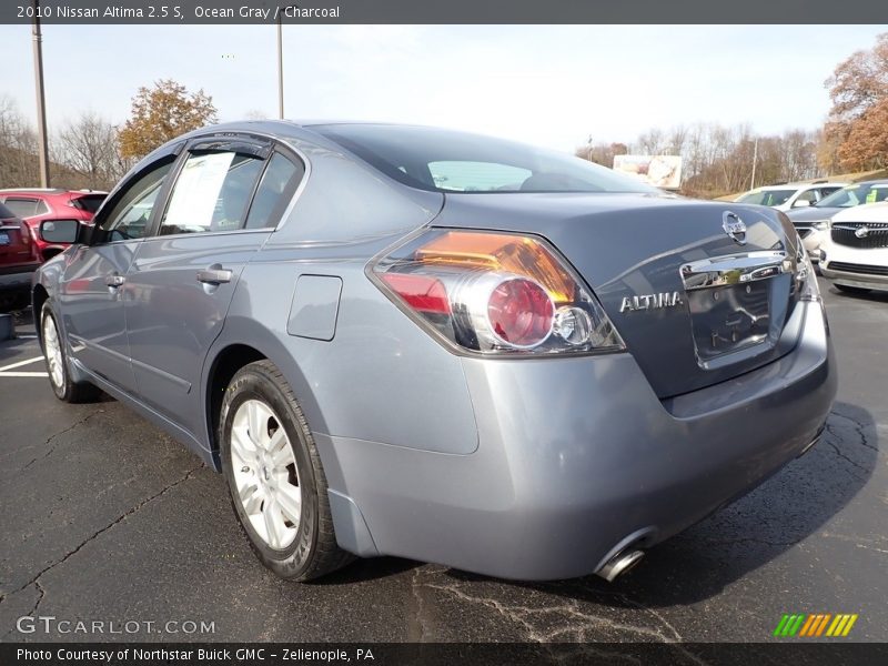 Ocean Gray / Charcoal 2010 Nissan Altima 2.5 S