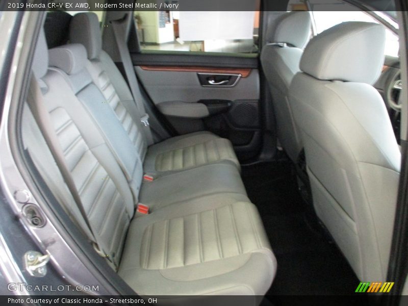 Modern Steel Metallic / Ivory 2019 Honda CR-V EX AWD