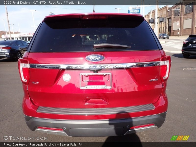 Ruby Red / Medium Black 2019 Ford Explorer XLT 4WD