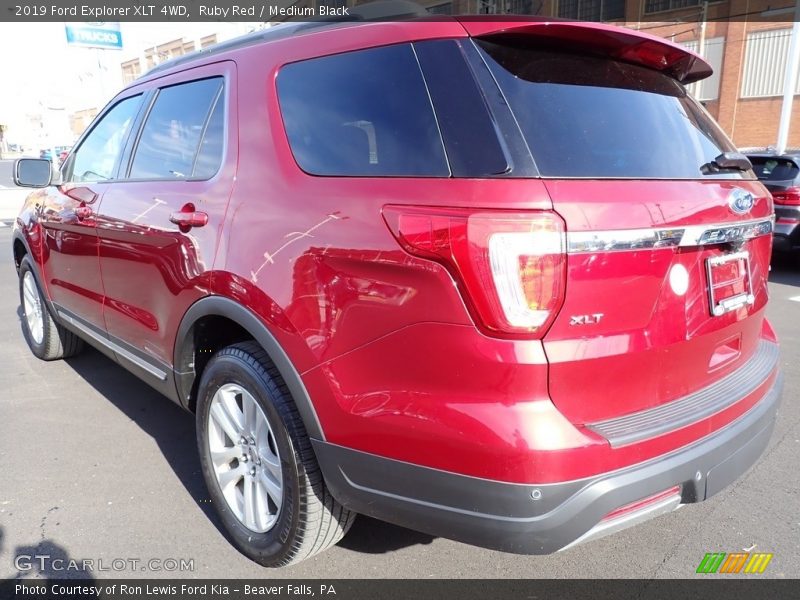 Ruby Red / Medium Black 2019 Ford Explorer XLT 4WD