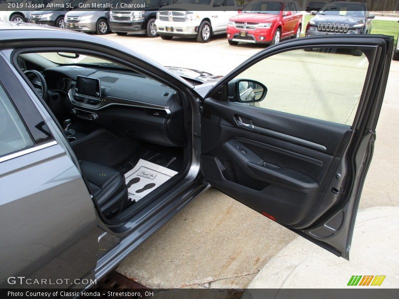 Gun Metallic / Charcoal 2019 Nissan Altima SL