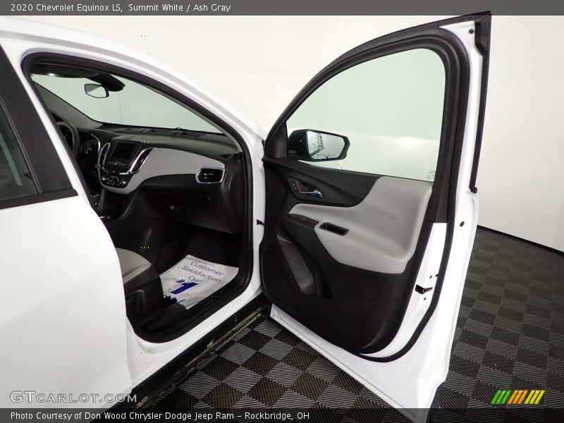 Summit White / Ash Gray 2020 Chevrolet Equinox LS