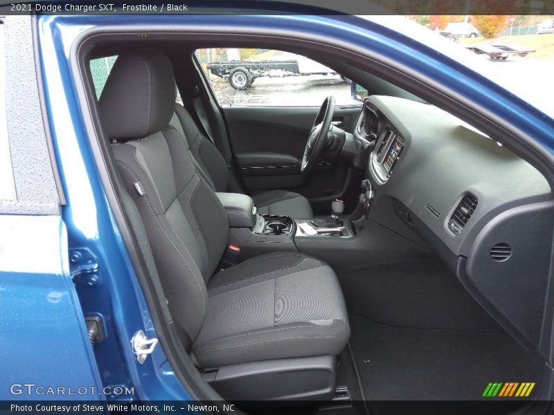 Frostbite / Black 2021 Dodge Charger SXT