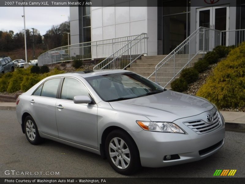 Titanium Metallic / Ash 2007 Toyota Camry XLE