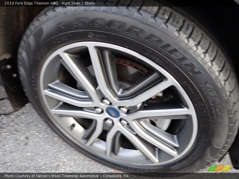 Ingot Silver / Ebony 2019 Ford Edge Titanium AWD