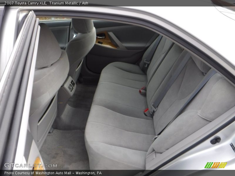 Titanium Metallic / Ash 2007 Toyota Camry XLE