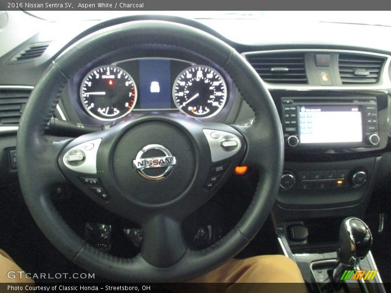 Aspen White / Charcoal 2016 Nissan Sentra SV