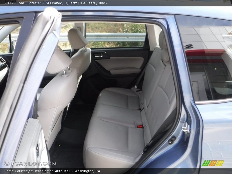 Quartz Blue Pearl / Black 2017 Subaru Forester 2.5i Limited