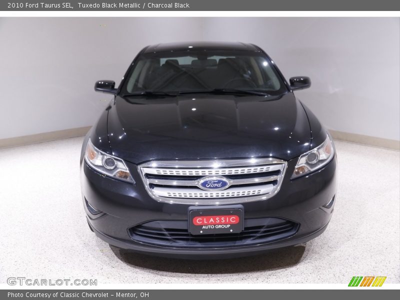Tuxedo Black Metallic / Charcoal Black 2010 Ford Taurus SEL