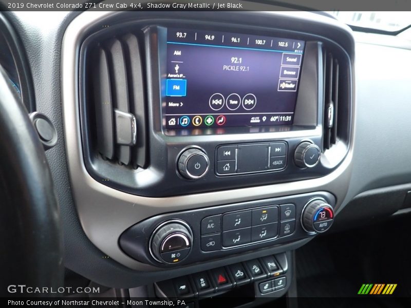 Controls of 2019 Colorado Z71 Crew Cab 4x4