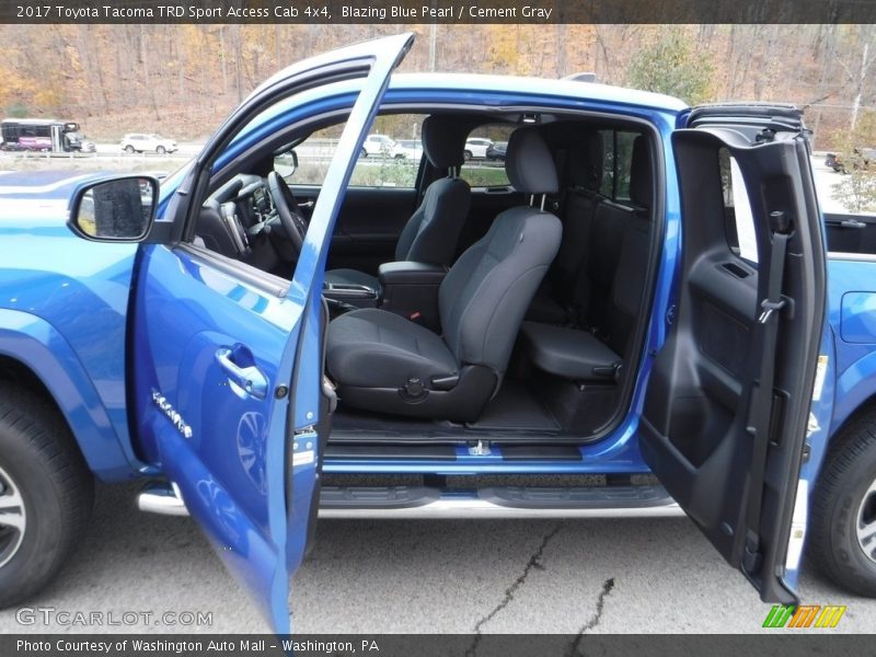 Blazing Blue Pearl / Cement Gray 2017 Toyota Tacoma TRD Sport Access Cab 4x4