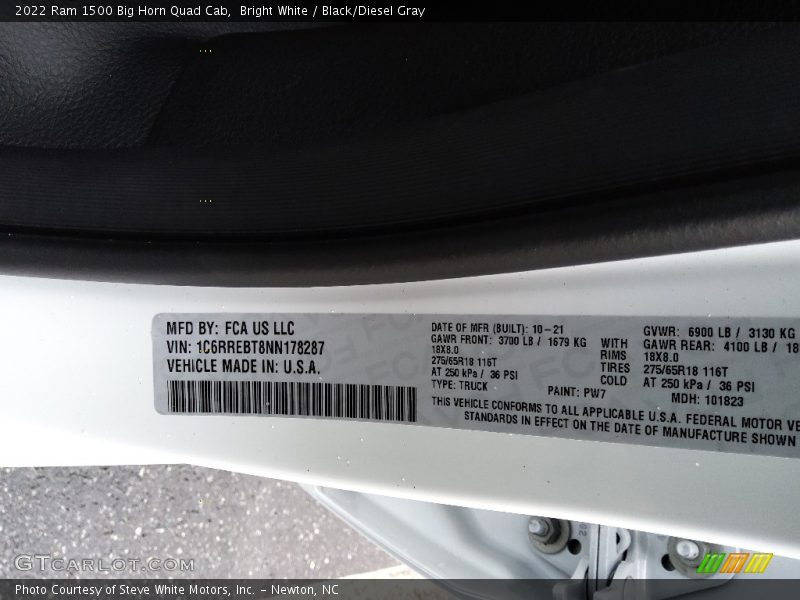 Bright White / Black/Diesel Gray 2022 Ram 1500 Big Horn Quad Cab