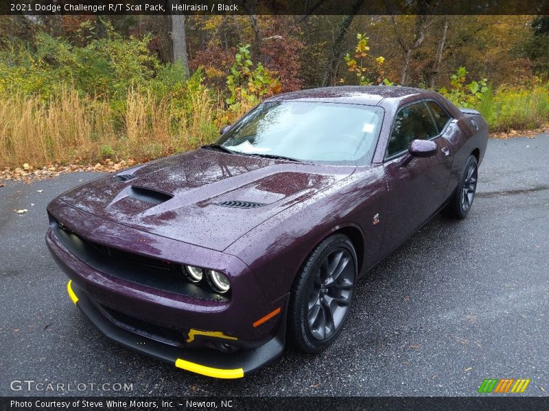 Front 3/4 View of 2021 Challenger R/T Scat Pack