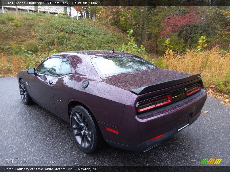 Hellraisin / Black 2021 Dodge Challenger R/T Scat Pack