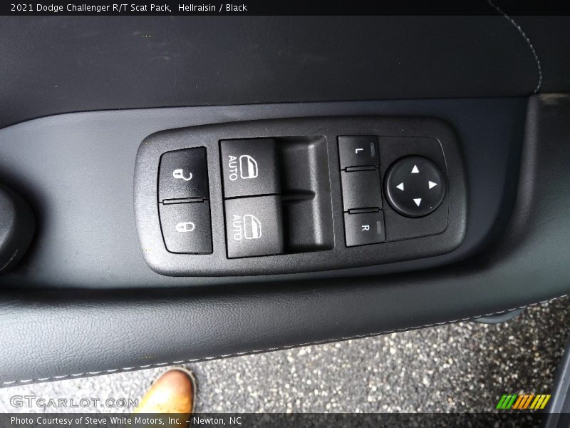 Hellraisin / Black 2021 Dodge Challenger R/T Scat Pack