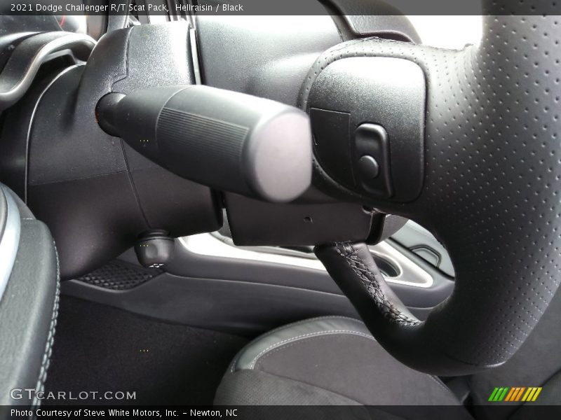 Hellraisin / Black 2021 Dodge Challenger R/T Scat Pack