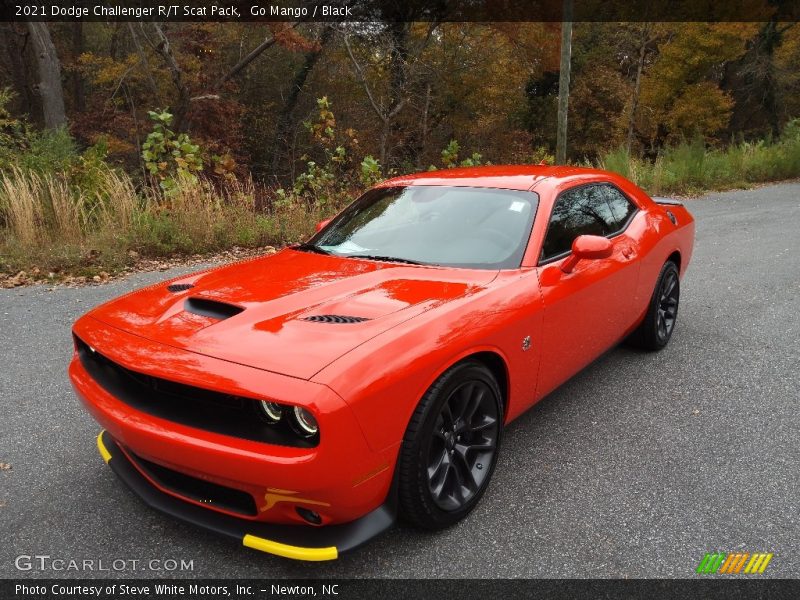 Go Mango / Black 2021 Dodge Challenger R/T Scat Pack