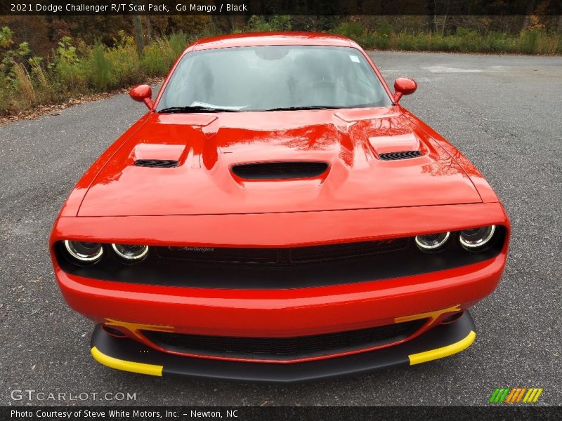 Go Mango / Black 2021 Dodge Challenger R/T Scat Pack