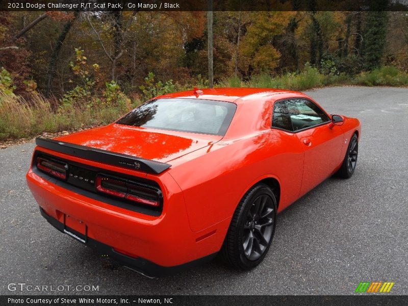 Go Mango / Black 2021 Dodge Challenger R/T Scat Pack