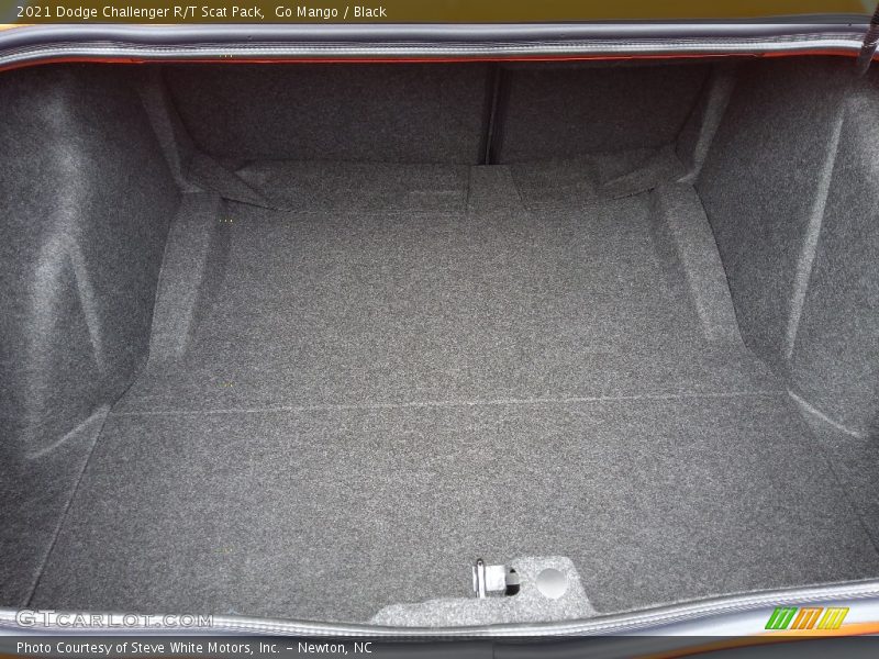  2021 Challenger R/T Scat Pack Trunk
