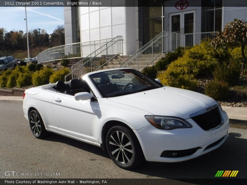 Bright White / Black 2012 Chrysler 200 S Convertible