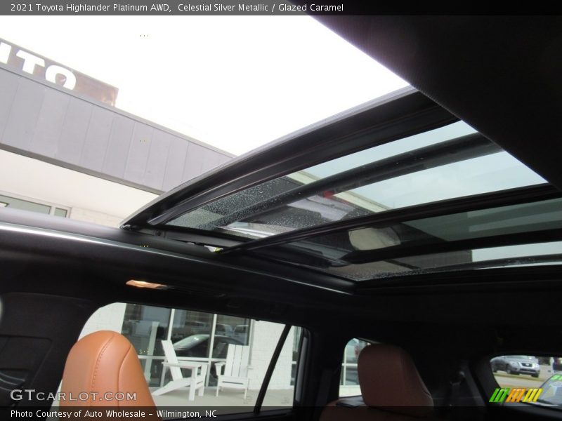 Celestial Silver Metallic / Glazed Caramel 2021 Toyota Highlander Platinum AWD