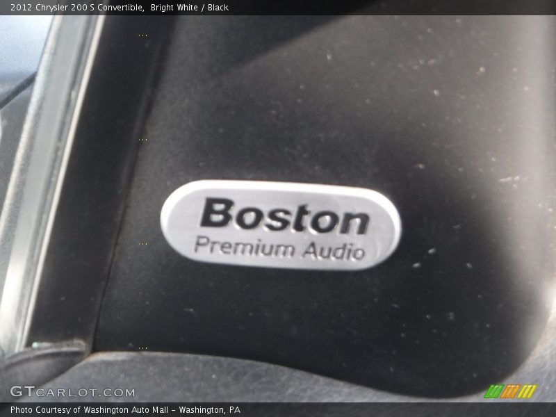 Bright White / Black 2012 Chrysler 200 S Convertible