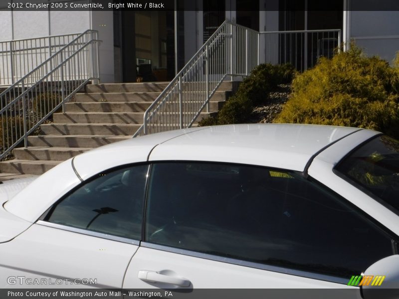 Bright White / Black 2012 Chrysler 200 S Convertible