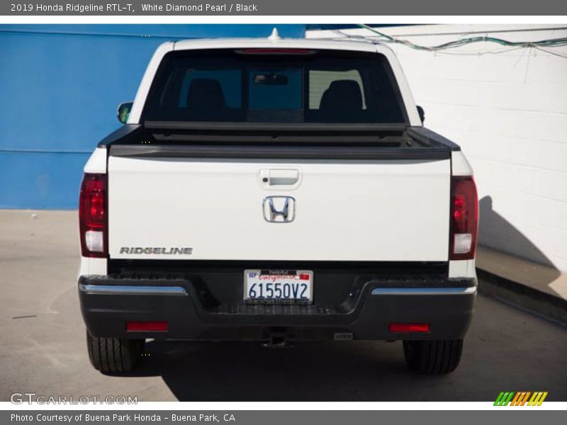 White Diamond Pearl / Black 2019 Honda Ridgeline RTL-T