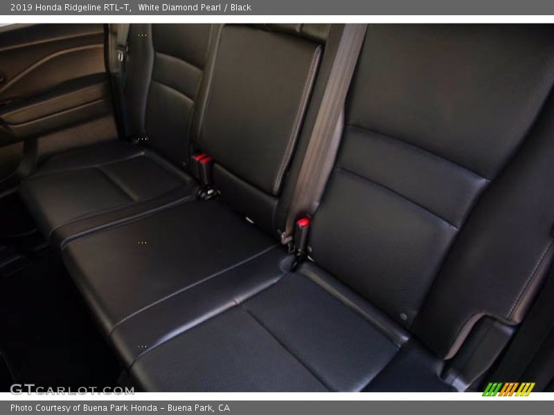 White Diamond Pearl / Black 2019 Honda Ridgeline RTL-T