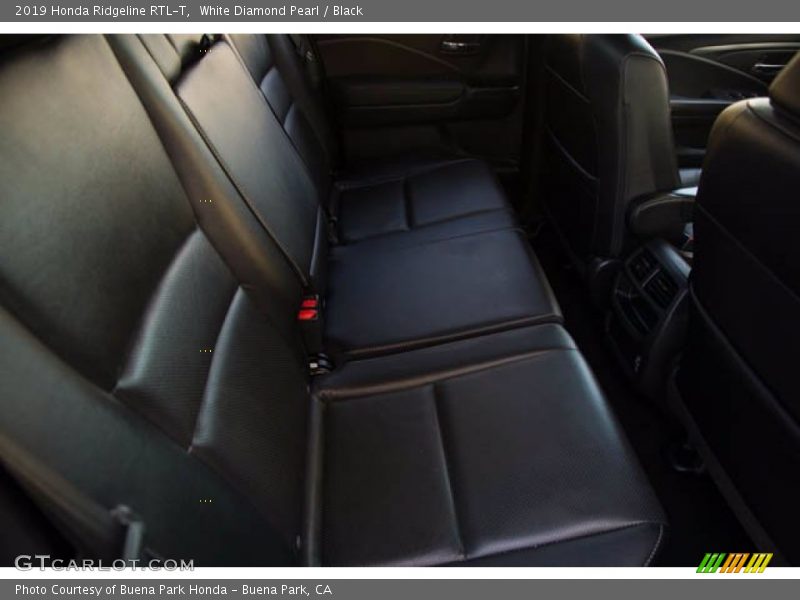 White Diamond Pearl / Black 2019 Honda Ridgeline RTL-T