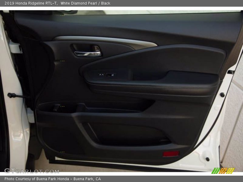White Diamond Pearl / Black 2019 Honda Ridgeline RTL-T