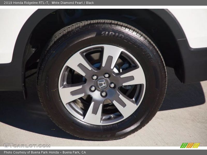 White Diamond Pearl / Black 2019 Honda Ridgeline RTL-T
