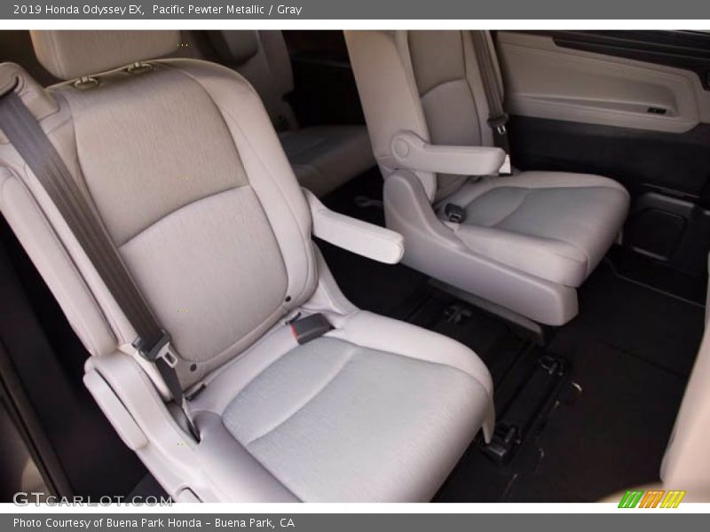 Pacific Pewter Metallic / Gray 2019 Honda Odyssey EX