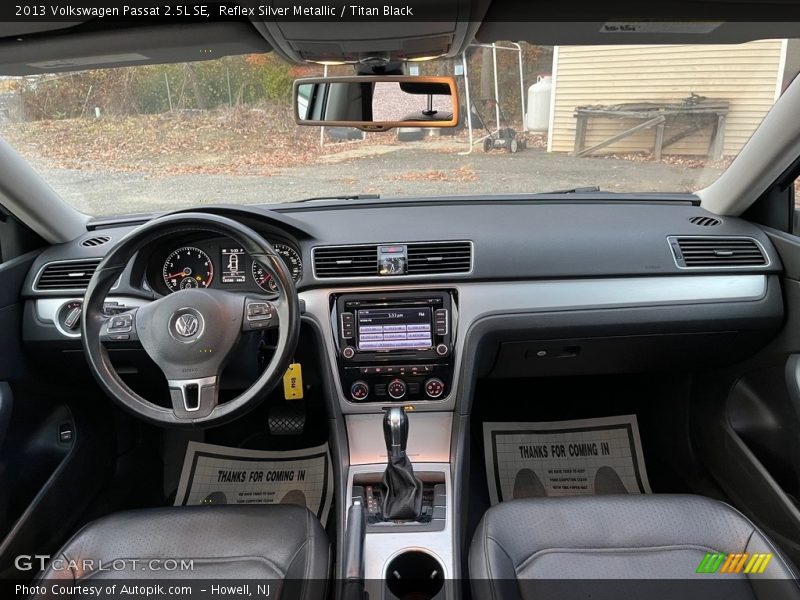 Reflex Silver Metallic / Titan Black 2013 Volkswagen Passat 2.5L SE