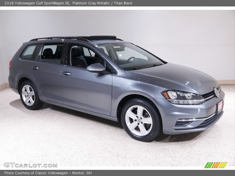Platinum Gray Metallic / Titan Black 2018 Volkswagen Golf SportWagen SE