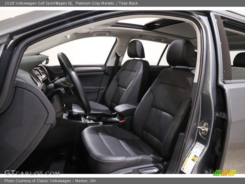 Platinum Gray Metallic / Titan Black 2018 Volkswagen Golf SportWagen SE