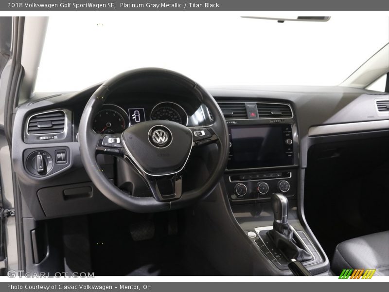 Platinum Gray Metallic / Titan Black 2018 Volkswagen Golf SportWagen SE
