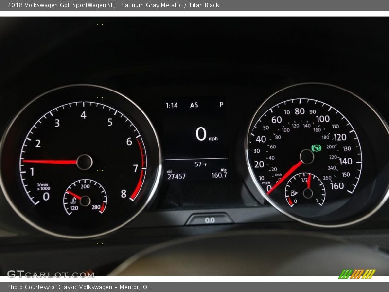 Platinum Gray Metallic / Titan Black 2018 Volkswagen Golf SportWagen SE