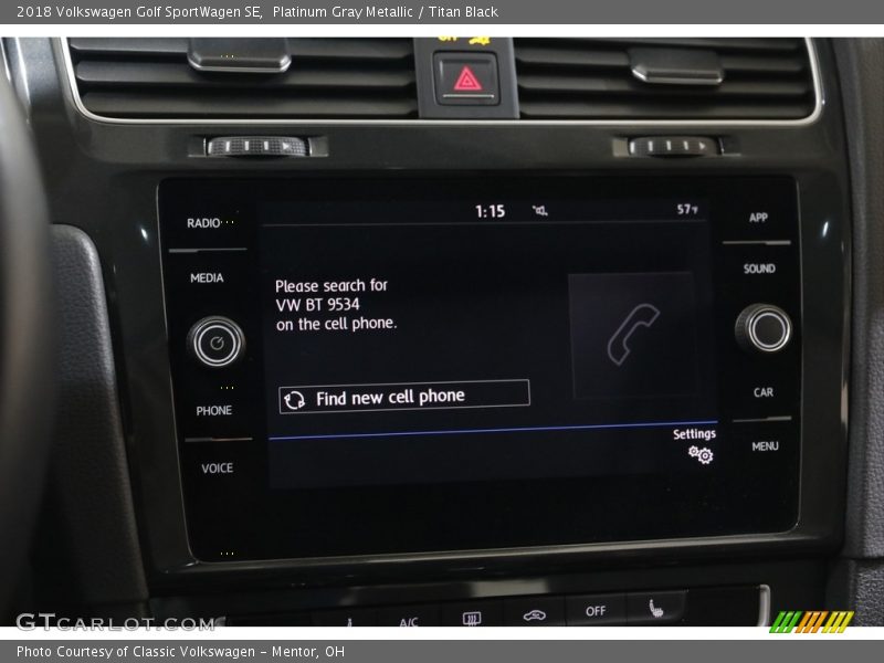 Platinum Gray Metallic / Titan Black 2018 Volkswagen Golf SportWagen SE