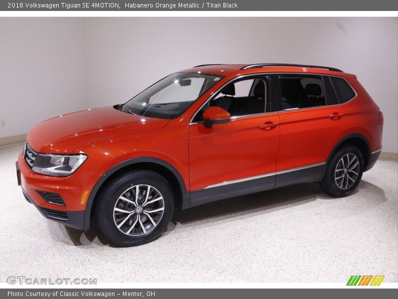 Habanero Orange Metallic / Titan Black 2018 Volkswagen Tiguan SE 4MOTION
