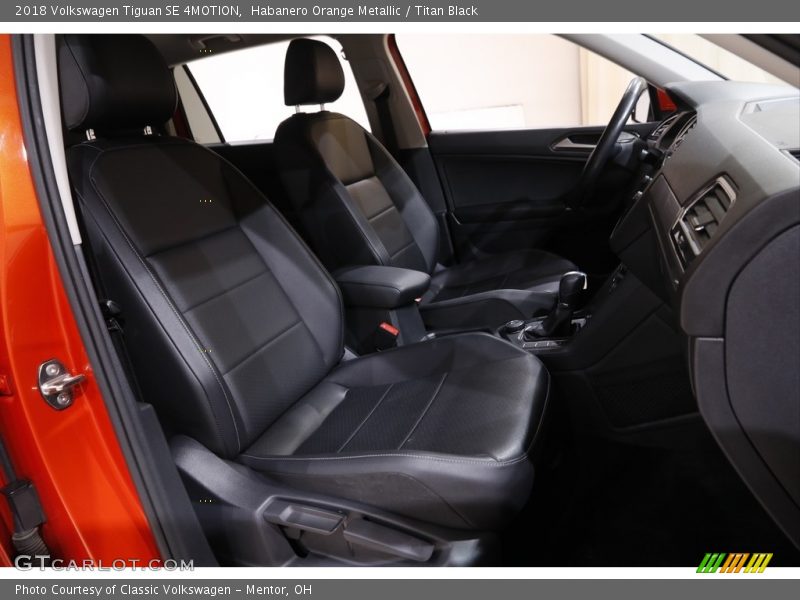 Habanero Orange Metallic / Titan Black 2018 Volkswagen Tiguan SE 4MOTION
