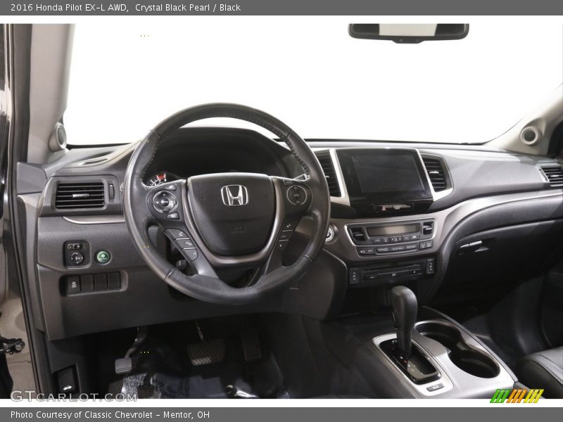 Dashboard of 2016 Pilot EX-L AWD