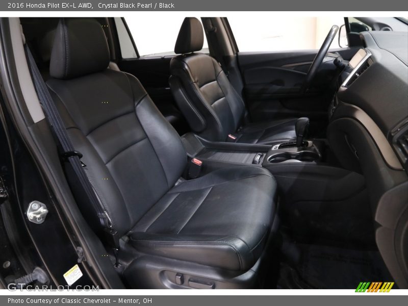Front Seat of 2016 Pilot EX-L AWD
