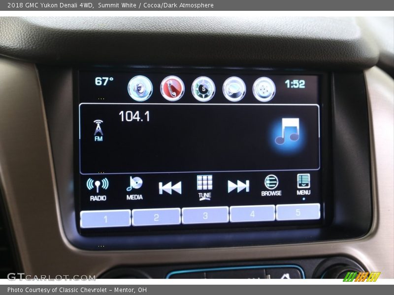 Summit White / Cocoa/Dark Atmosphere 2018 GMC Yukon Denali 4WD