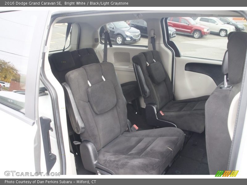 Bright White / Black/Light Graystone 2016 Dodge Grand Caravan SE